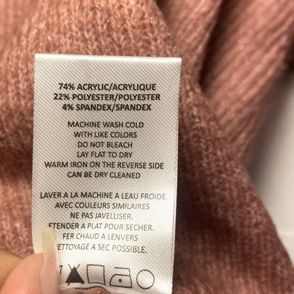 NWT Vigoss x Anthropologie Women’s Colorblock Sweater Red/Pink - Picture 9 of 9